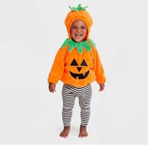 Baby pumpkin 🎃 costume